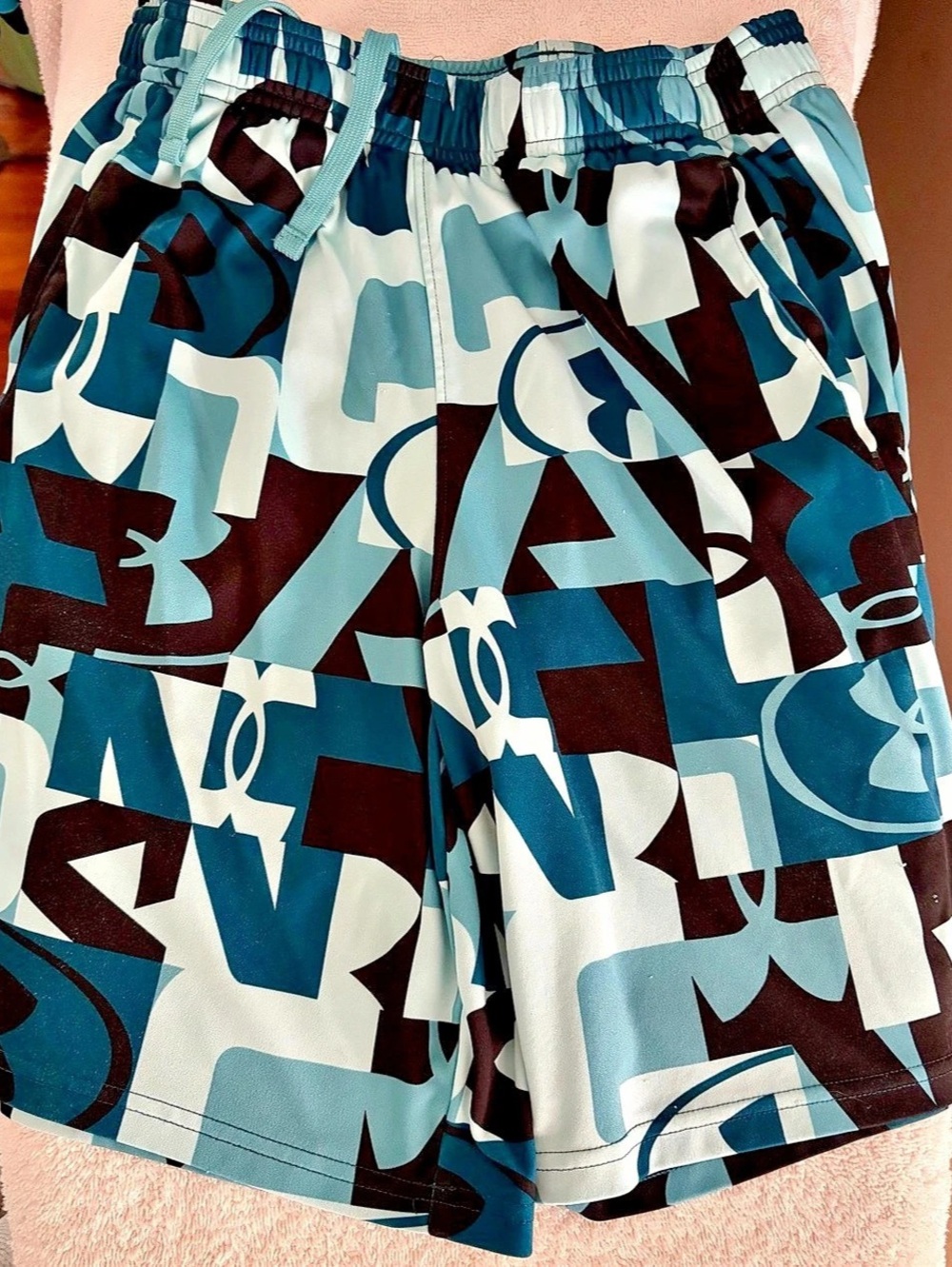 Under Armour youth Abstract Athletic Shorts Blue & White Size XL